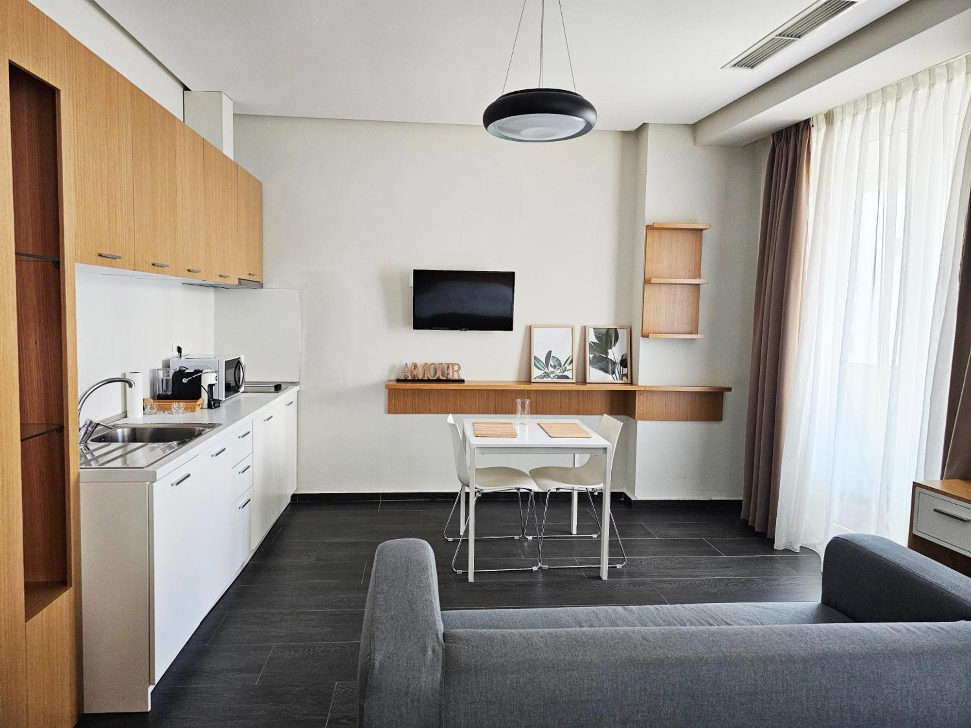 Magnet Residence Condo 2 Self Check In ติรานา ภายนอก รูปภาพ